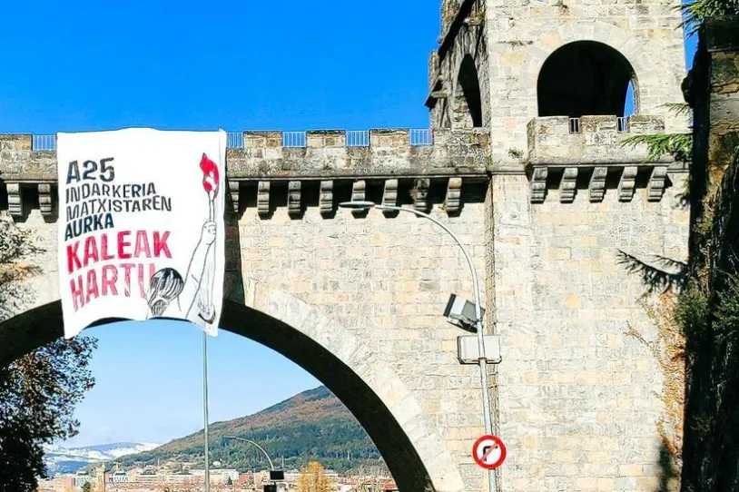 Hamahiru urtean, gutxienez 429 sexu-eraso egin dituzte Frantziako polizia-indarretako agenteek