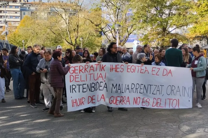 Maliko asilo-eskatzaileentzako irtenbide bat exijitu dute Donostian ere