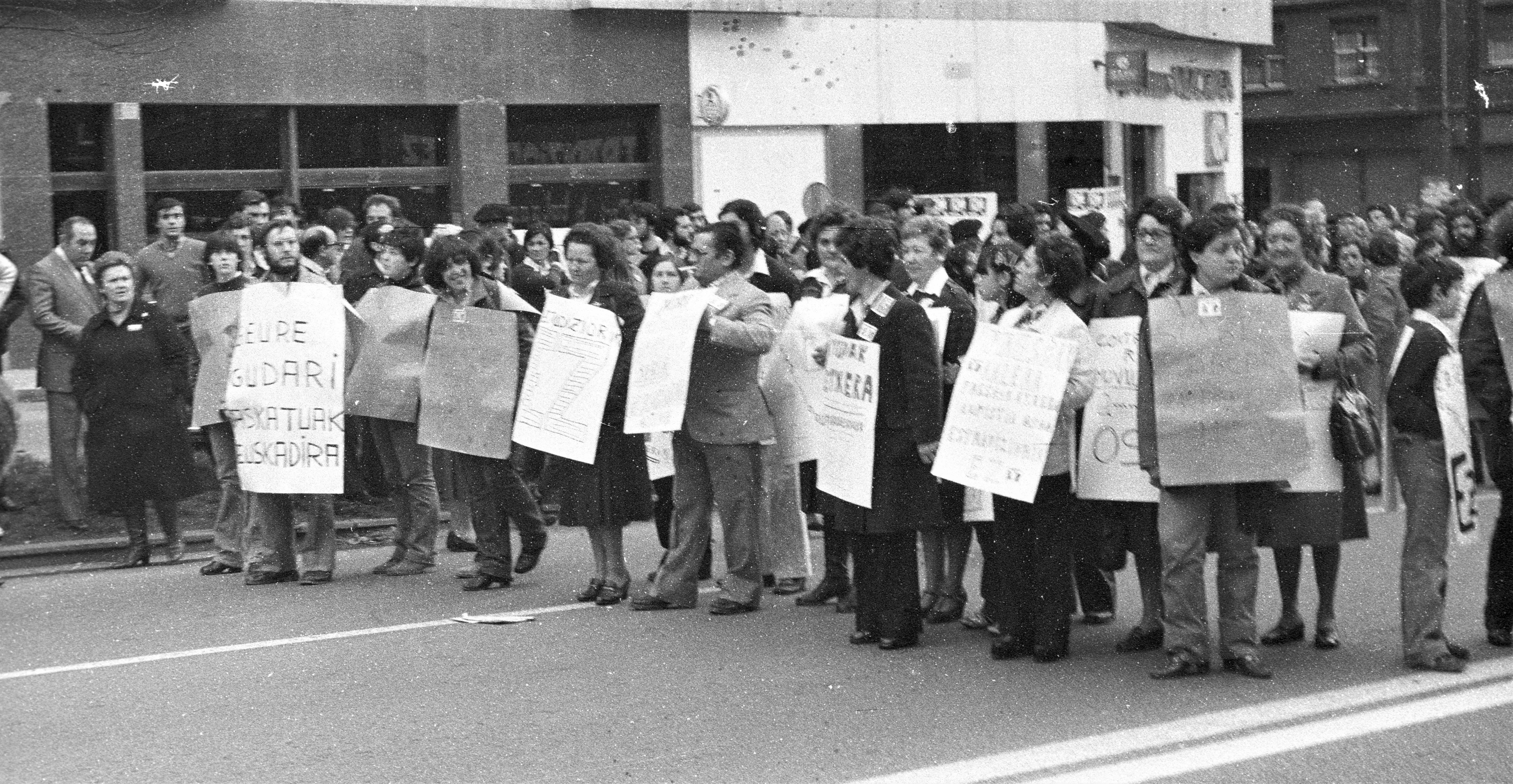 Trantsizioko langileen sugar otzandua